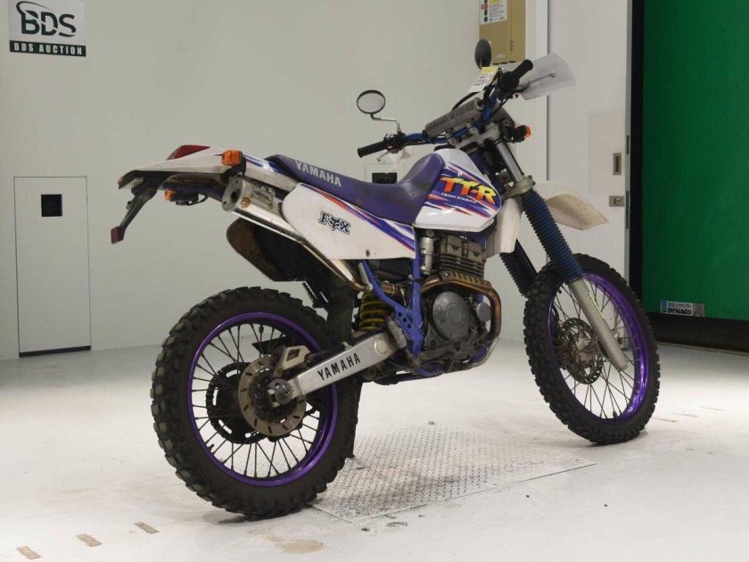 Ямаха эндуро