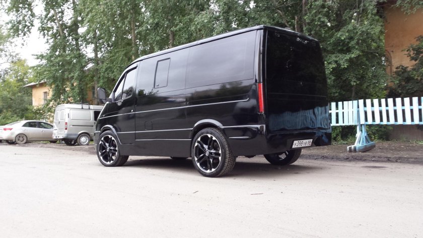 ГАЗ 2217 Баргузин