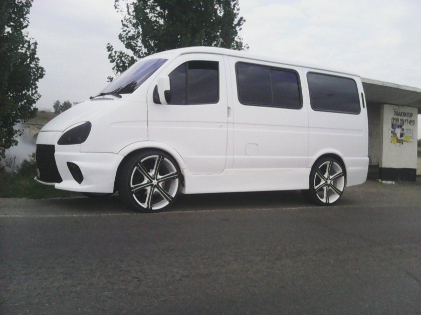 ГАЗ 2217 заниженная