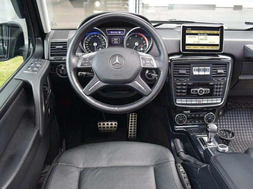 Mercedes Benz g class w463 салон