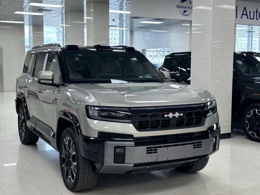 Byd fangchengbao leopard 8