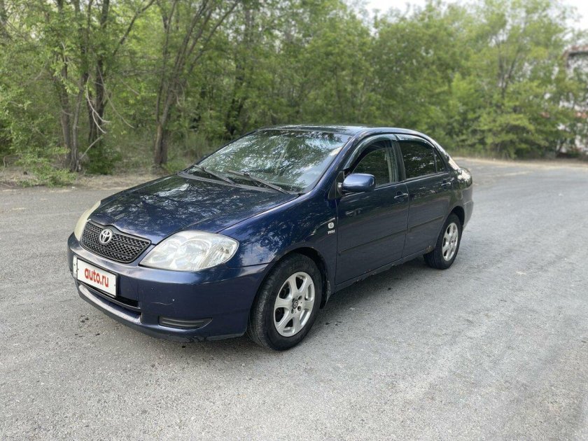Тойота Королла 2003