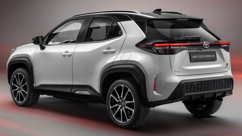 Toyota yaris cross hybrid