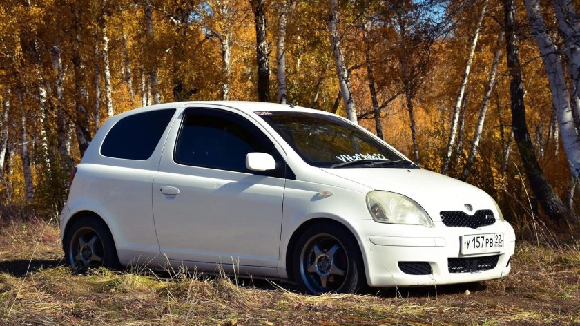 Toyota Vitz