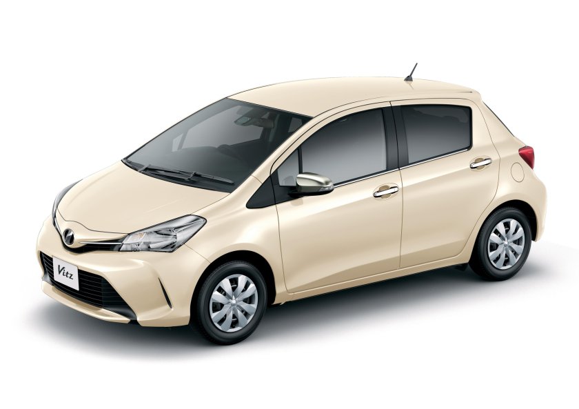 Toyota Vitz 2015