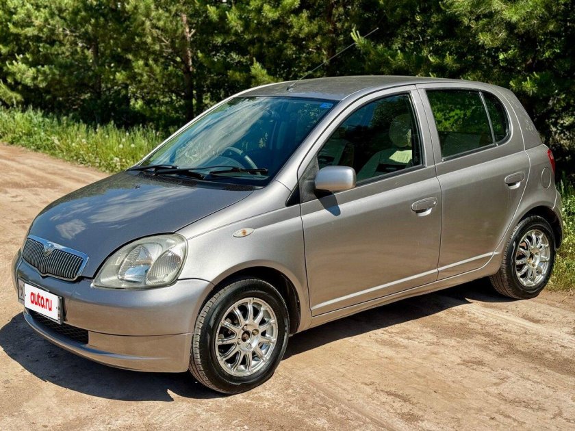 Toyota vitz 2001