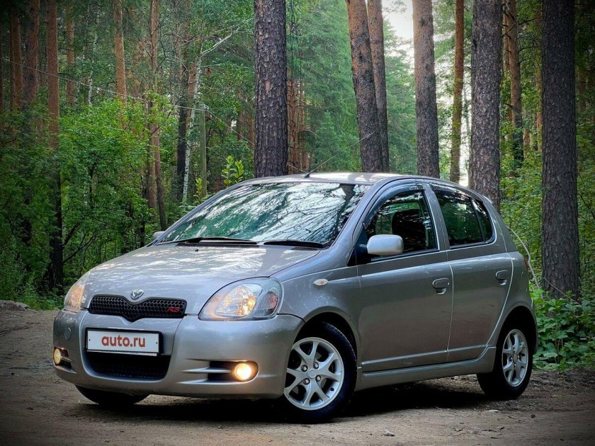 Toyota vitz 2002