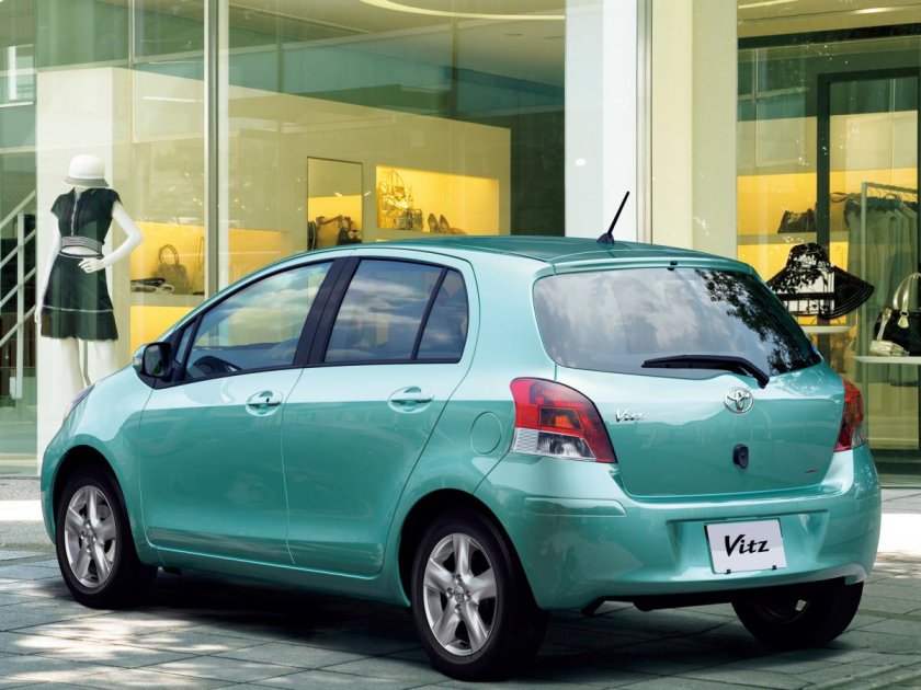 Toyota Vitz xp90