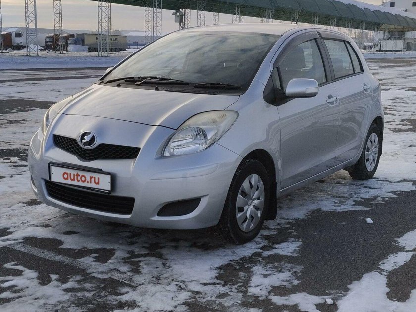 Toyota vitz 2010