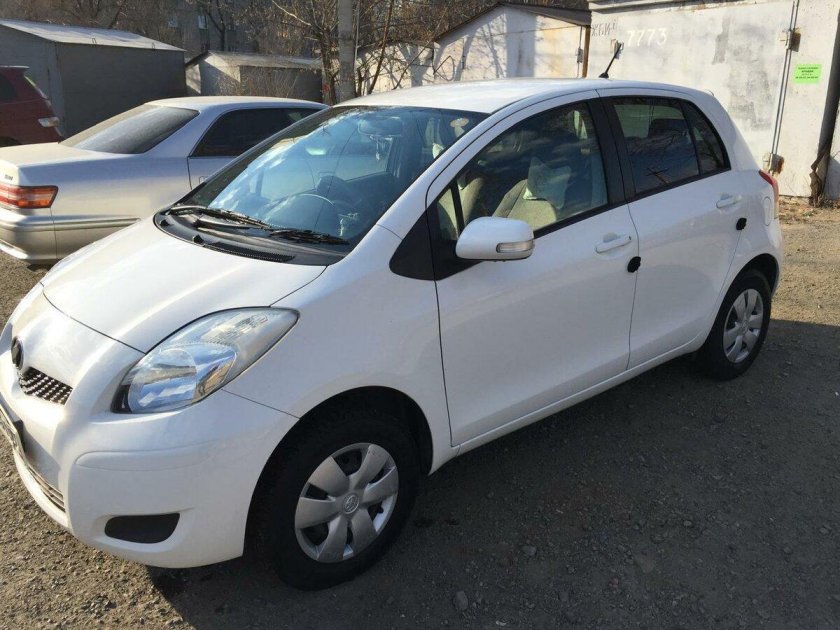 Toyota vitz 2008
