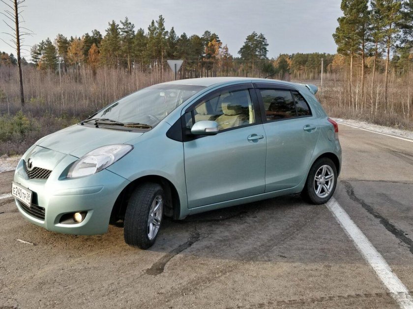 Toyota Vitz