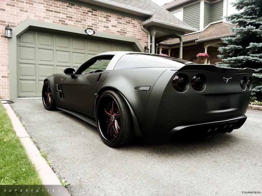 Шевроле Корвет черный
