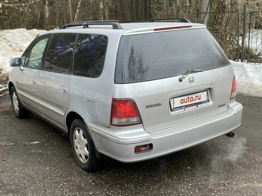 Хонда шаттл