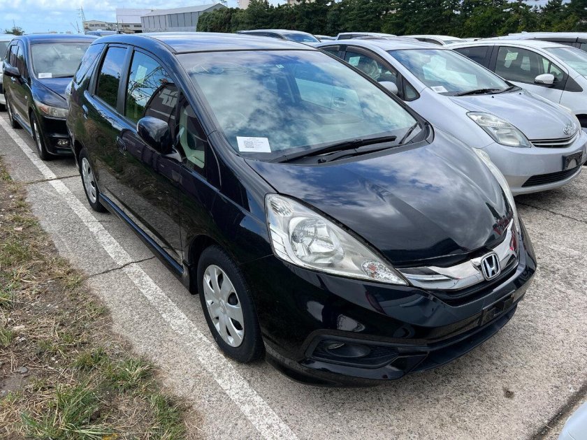 Хонда шаттл 2014