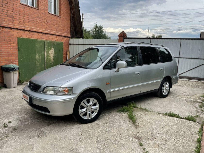 Honda Shuttle 2000