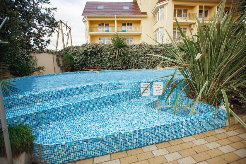 Ренессанс Адлер гостевой