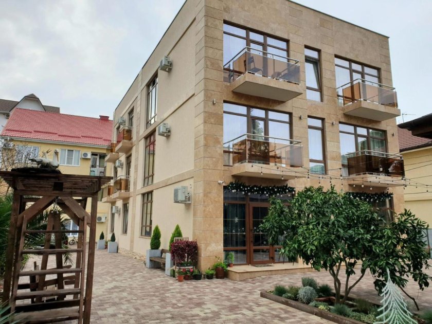 Бумеранг Адлер ул.Павлика Морозова