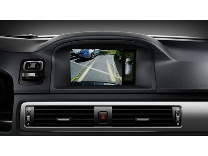 Камера заднего вида Volvo s40