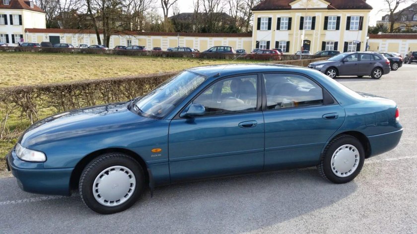 Мазда 626 седан 1996
