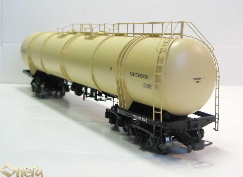 Восьмиосная цистерна для бензина (модель 15-1500)