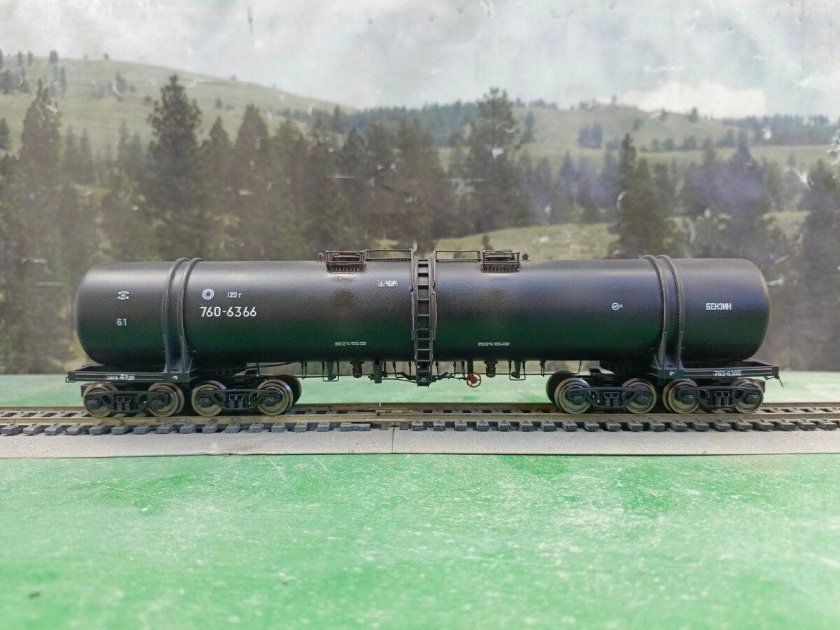 8 осная цистерна