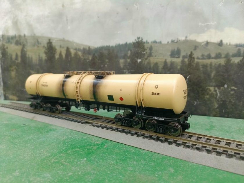 8 осная цистерна