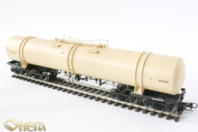 Модель 15-871 8-осная цистерна