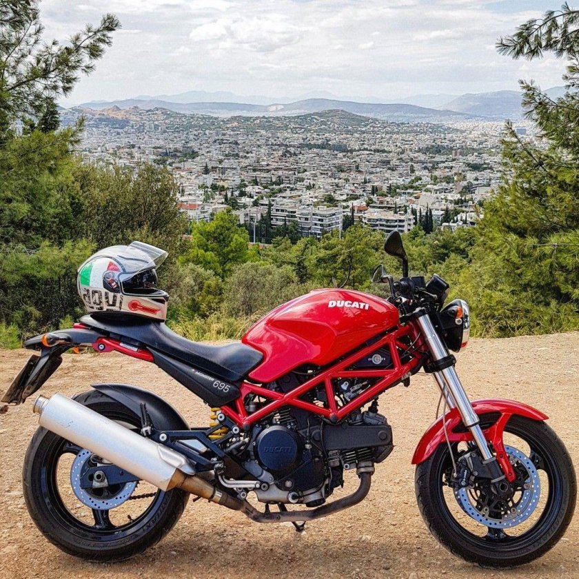 Ducati monster 695