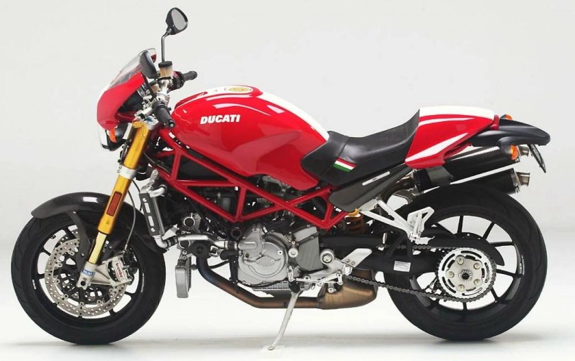 Ducati Monster 695