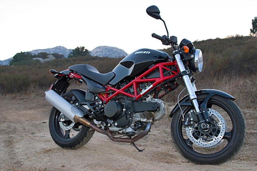 Ducati 695