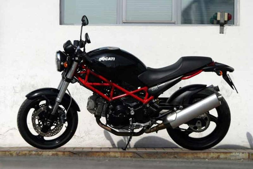 Ducati Monster 695