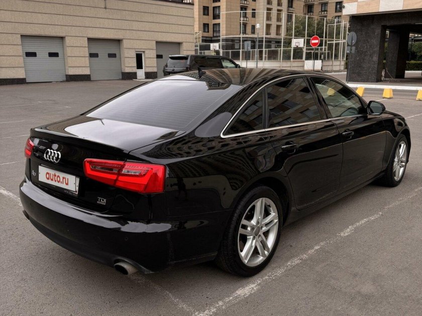 Чёрный audi a6 iv (c7) 2.8 cvt (204 л.с.) с пробегом