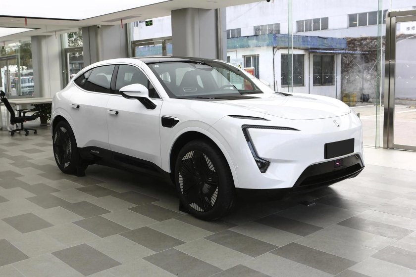 Китайская электромобиль