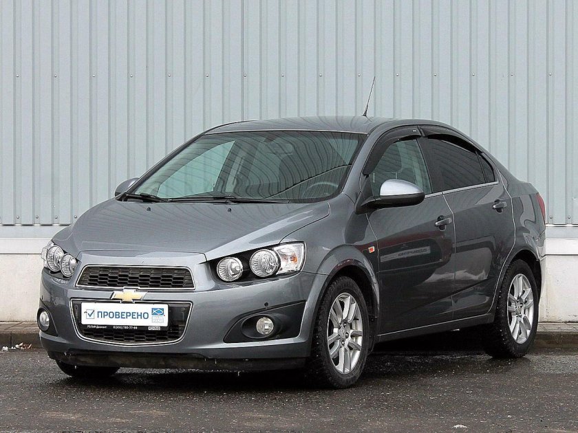 Chevrolet Aveo 2014 седан