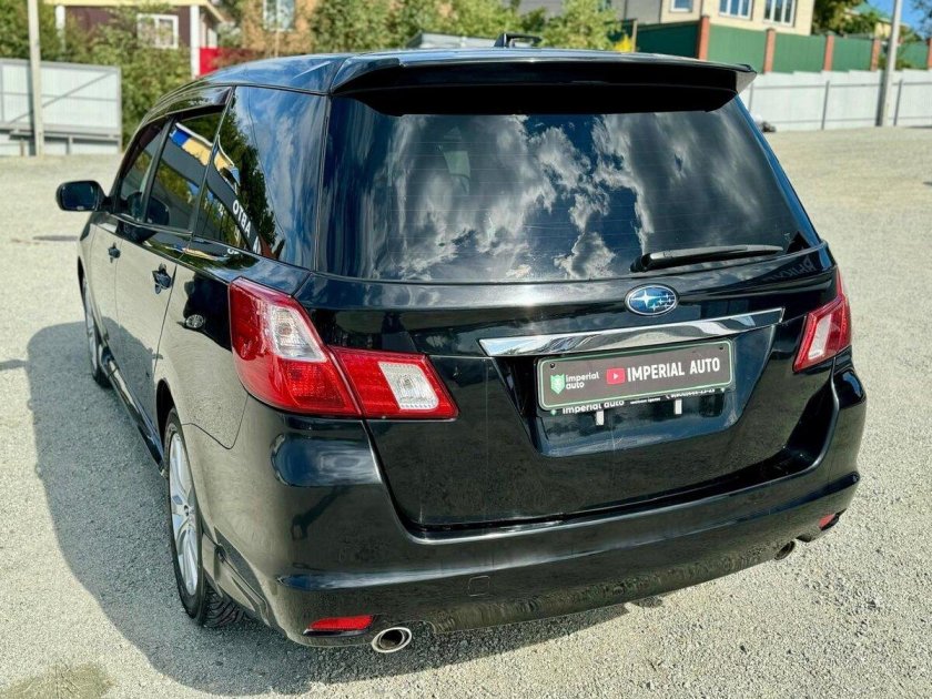 Субару эксига 2012