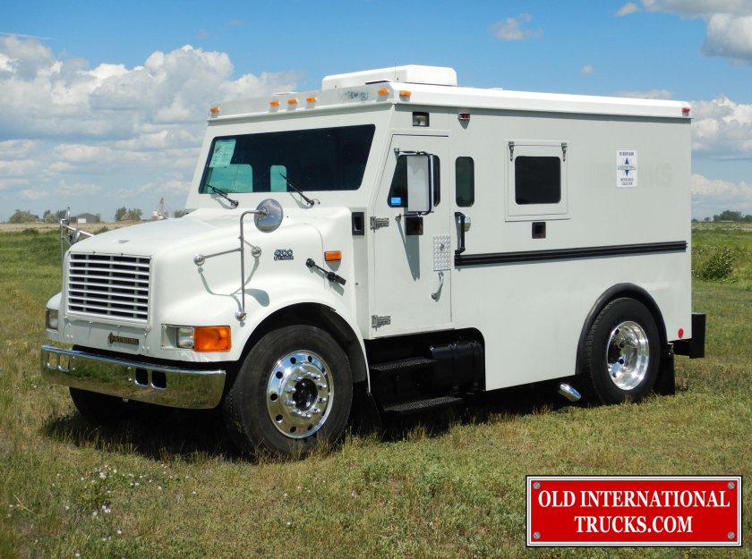 International Navistar 4700