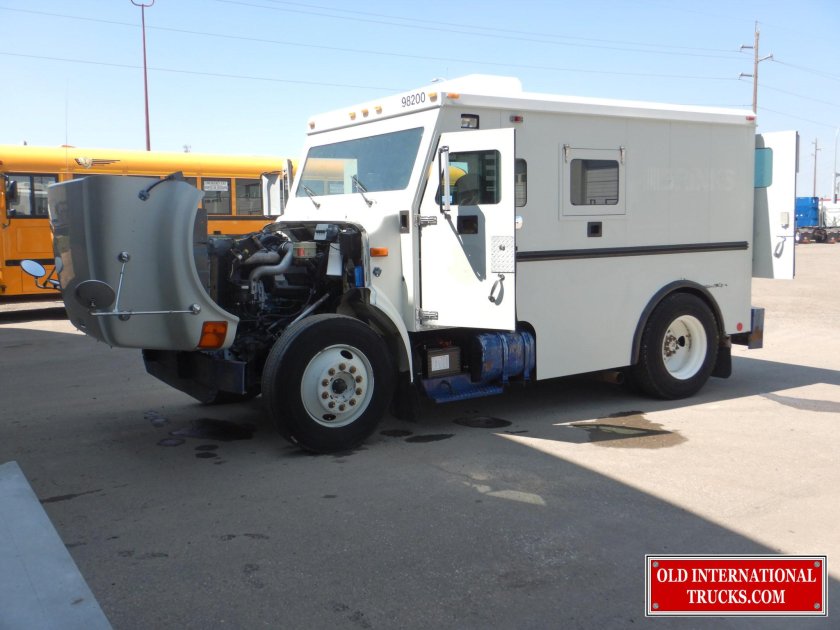 International 4700 Armored