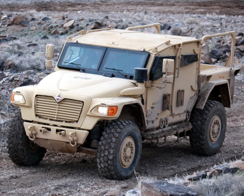 Navistar International MXT