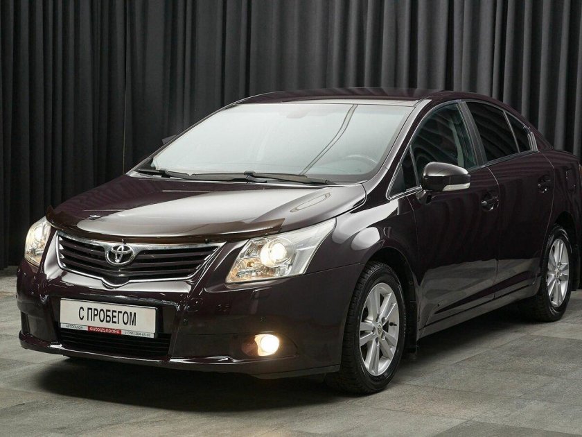 Тойота авенсис 2009 года
