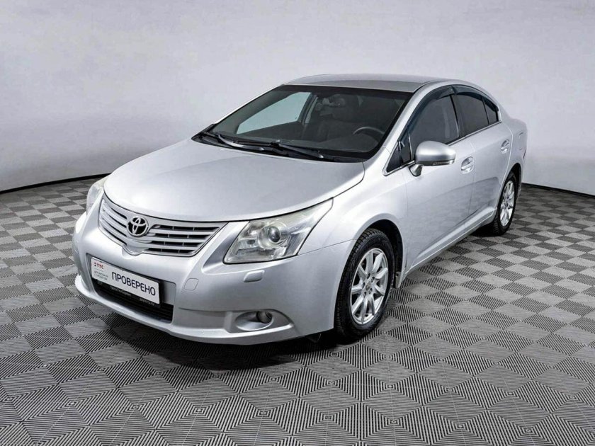 Toyota avensis 2010