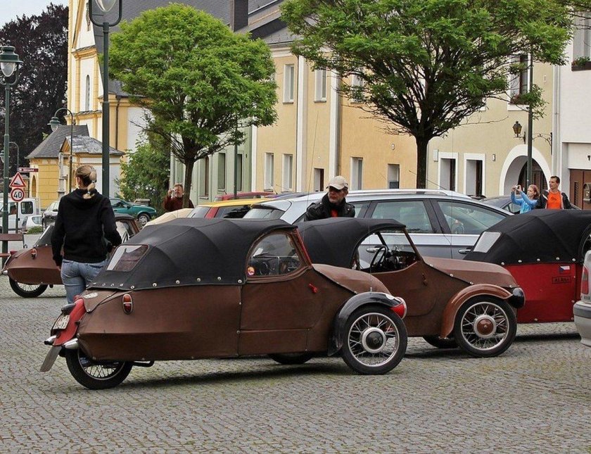 Трёхколёсный автомобиль