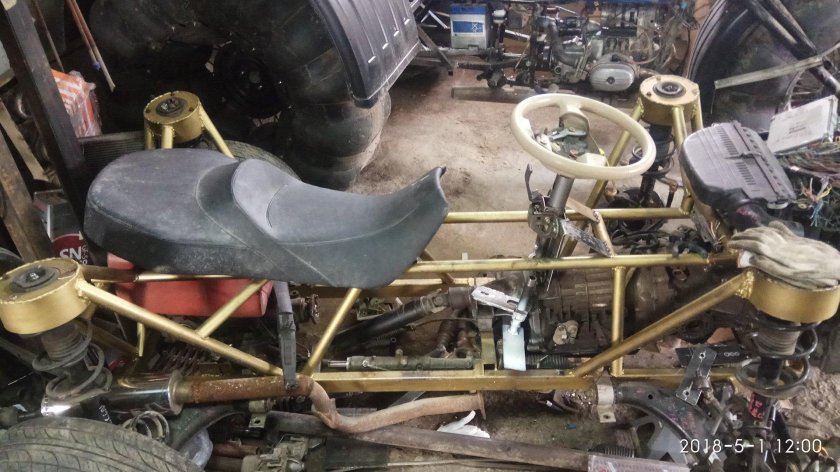 Квадроцикл с двигателем заз