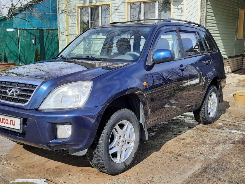 Машина chery tiggo