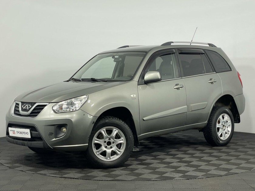 Chery Tiggo кроссовер 1.6 MT (126 Л. С.) черный , ткань