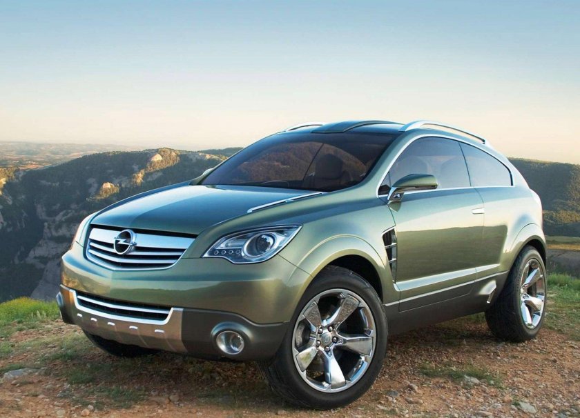 Паркетник Опель Антара