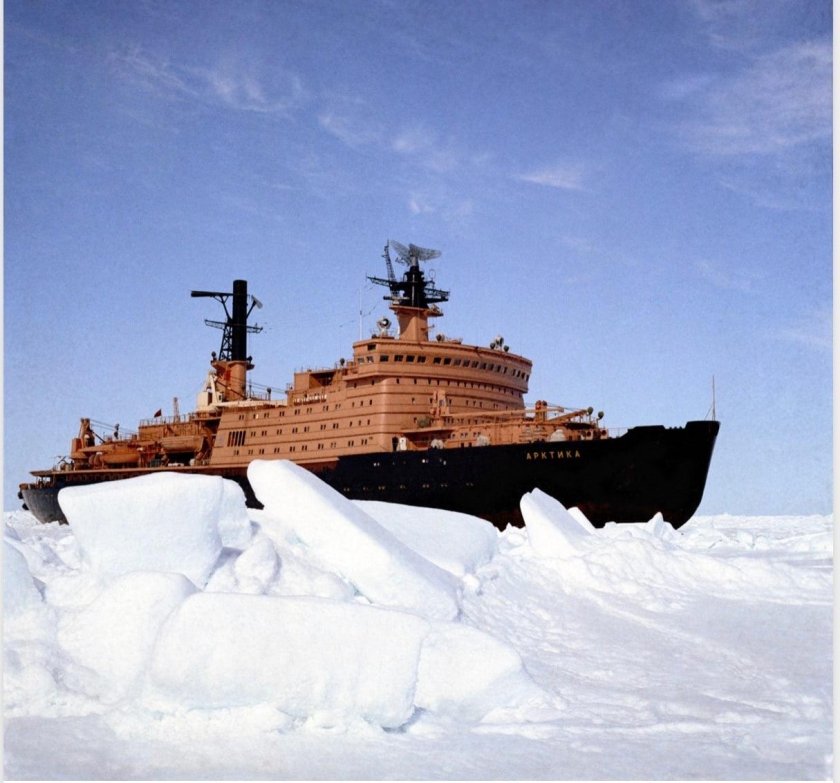 Ледокол Арктика 1977
