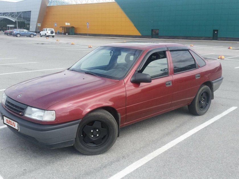 Опель Вектра 1992