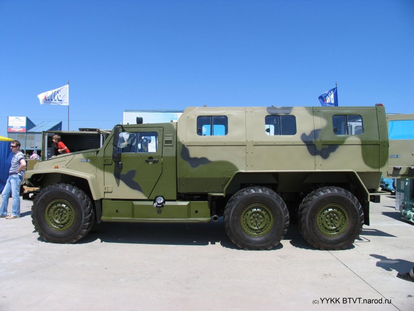 Бронеавтомобиль ВПК-3927 «волк»