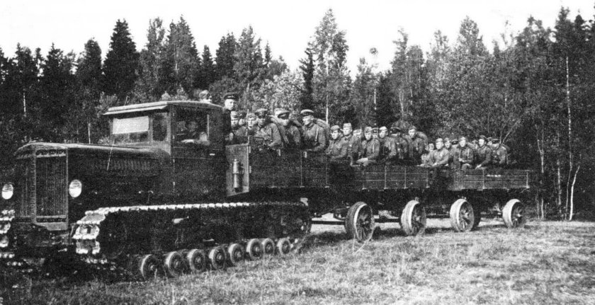 Тягач Коминтерн