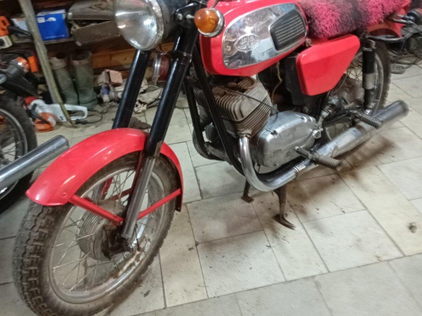 Мотоцикл ява 638